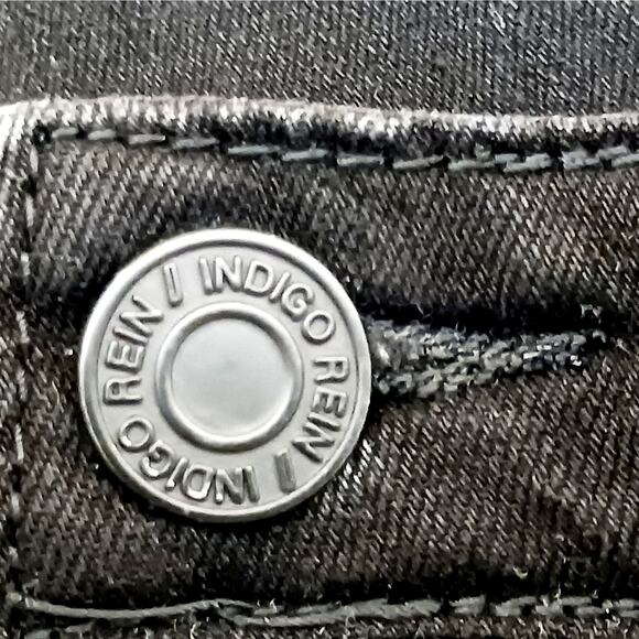 Indigo Rein Jeans Womens 3 Black Distressed Skinny Ankle Mid Rise Denim Pants - Picture 10 of 12